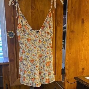 Forever 21 Floral Print Women's Romper-Size S